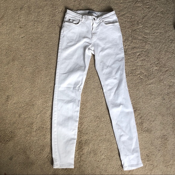 Zara White Denim jeans - Picture 2 of 7